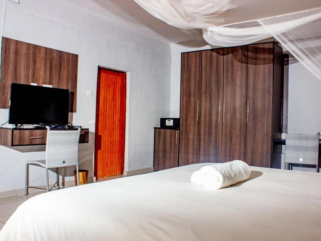 Wild View Resort Касане Номер фото